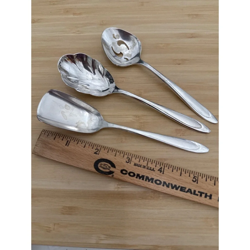 Meridian Silverplate Hostess Serving Utensils Set of 3 Bon Bon Leaf Sugar Spoons